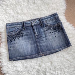 GUESS premium jeans skirt, size 27